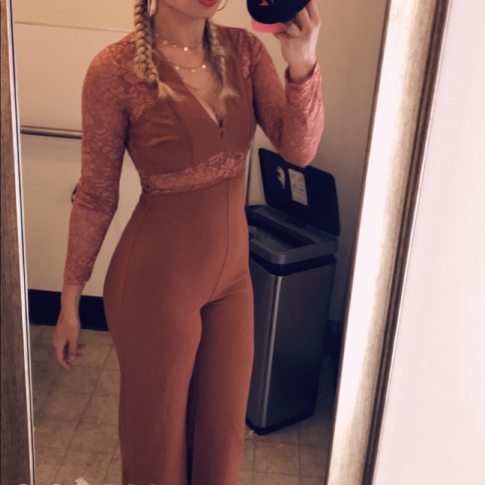Fashion nova jumpsuit